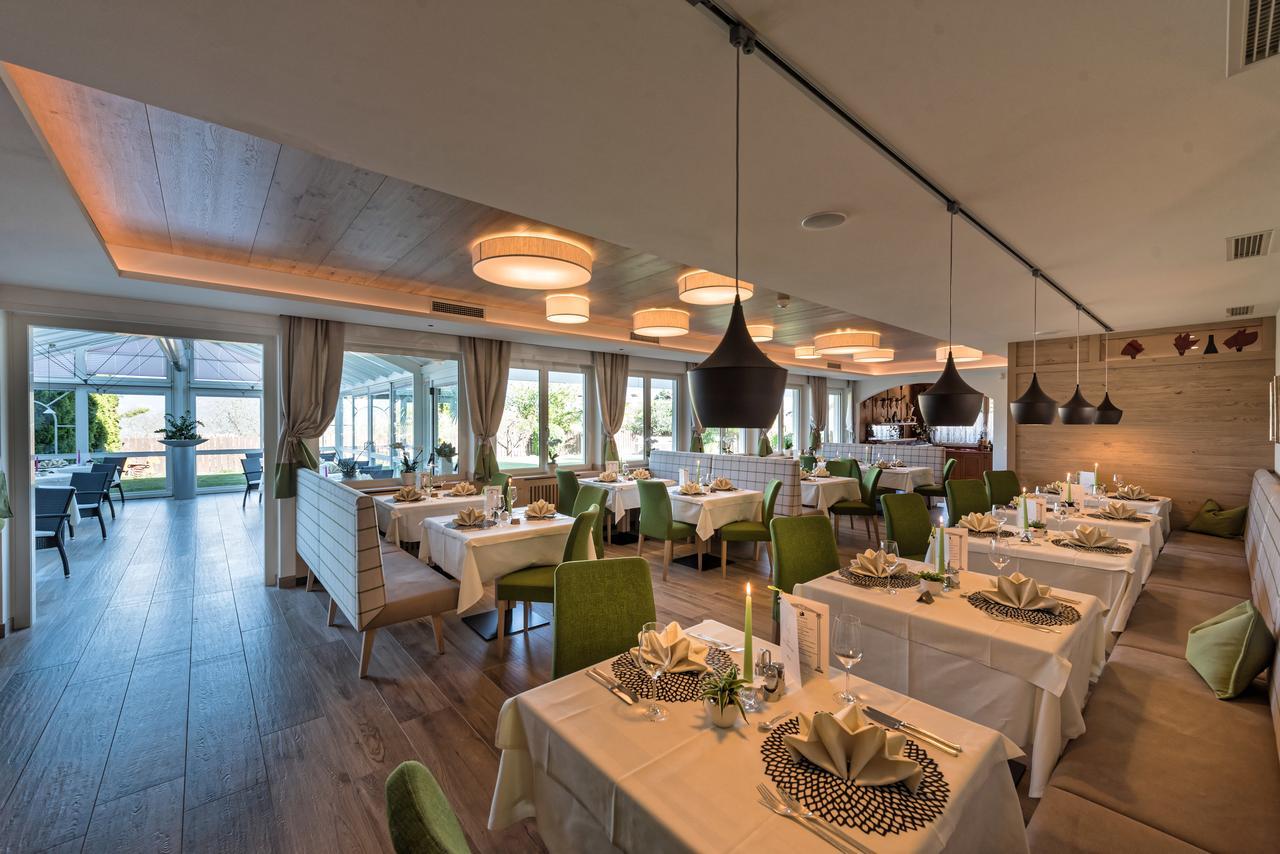 Hotel St. Justina Hof Appiano Sulla Strada Del Vino Zewnętrze zdjęcie